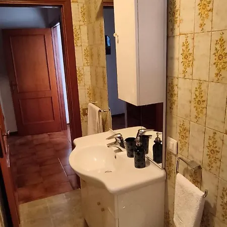 Appartement Zorel House *