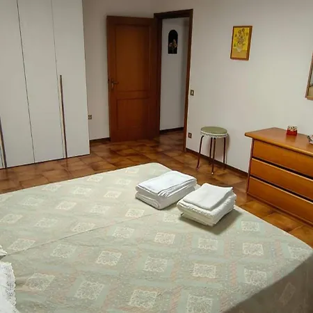 Zorel House *